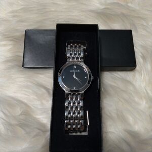 Gioren Men's Black and Silver Watch